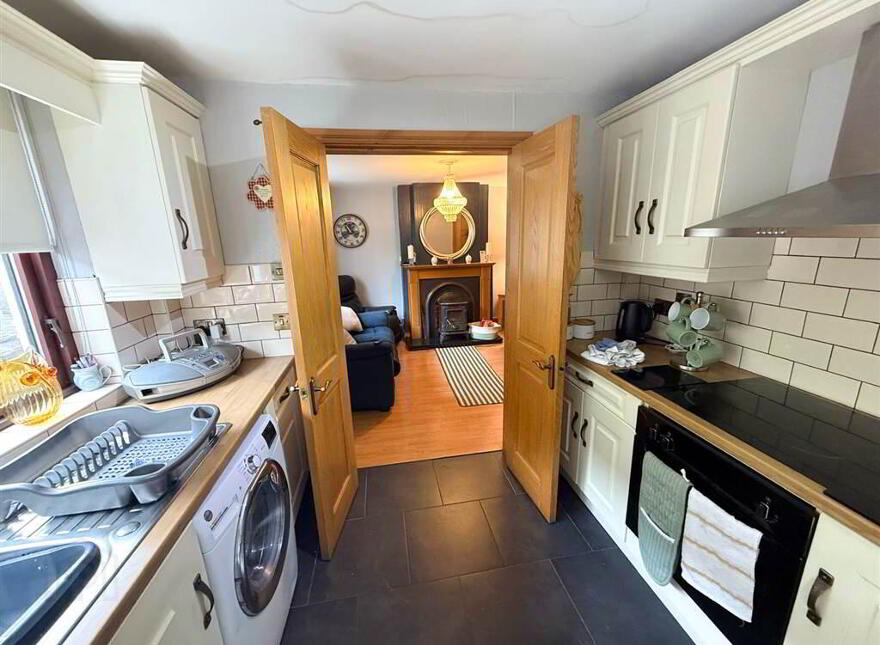 35 Carnagat Park, Newry, BT35 8QD