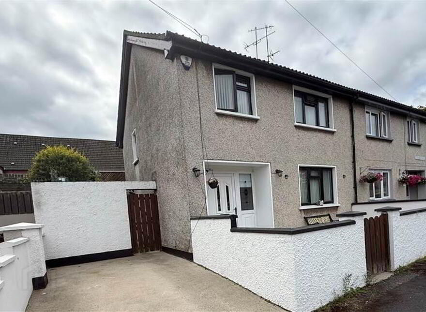 35 Carnagat Park, Newry, BT35 8QD photo