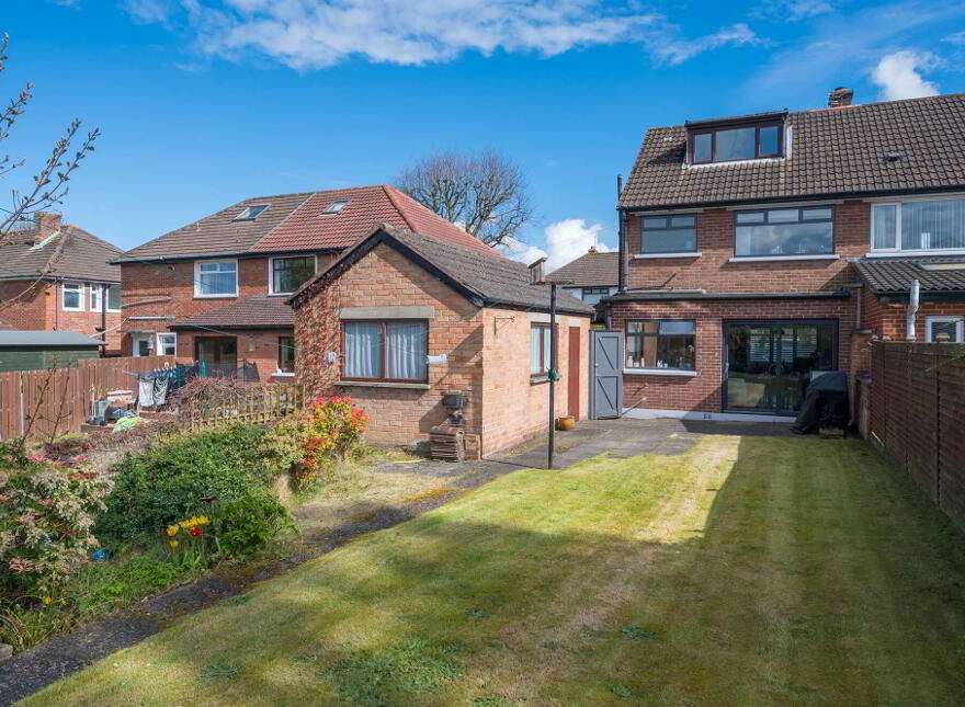 8 Carolhill Park, Belfast, BT4 2FF
