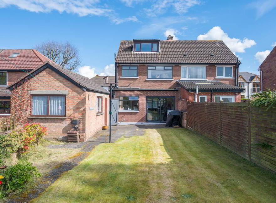 8 Carolhill Park, Belfast, BT4 2FF