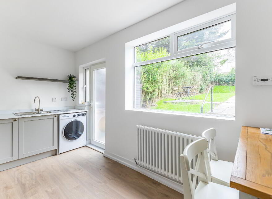 132 Joanmount Gardens, Belfast, BT14 6NZ