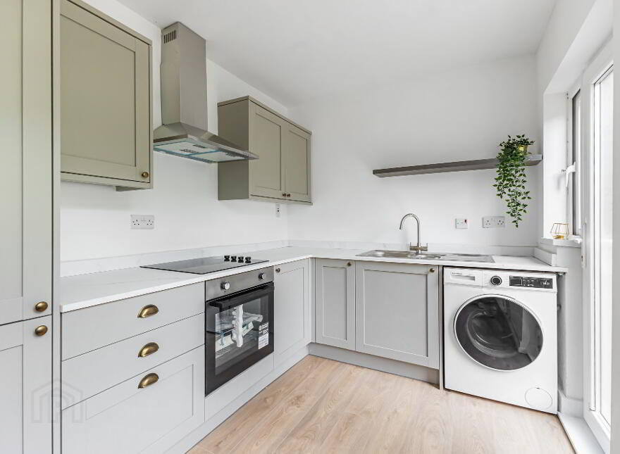 132 Joanmount Gardens, Belfast, BT14 6NZ