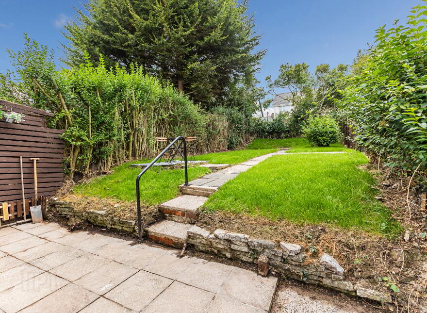 132 Joanmount Gardens, Belfast, BT14 6NZ