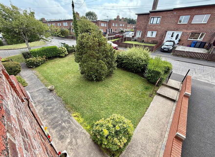 39b The Straight, Cregagh Road, Belfast, BT6 0EQ