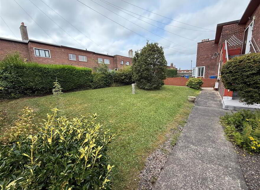 39b The Straight, Cregagh Road, Belfast, BT6 0EQ