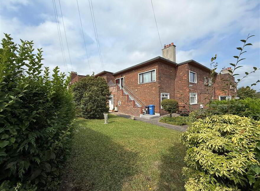 39b The Straight, Cregagh Road, Belfast, BT6 0EQ