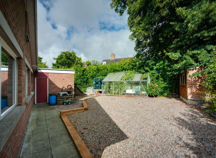 17 Cooleen Park, Jordanstown, Newtownabbey, BT37 0RR