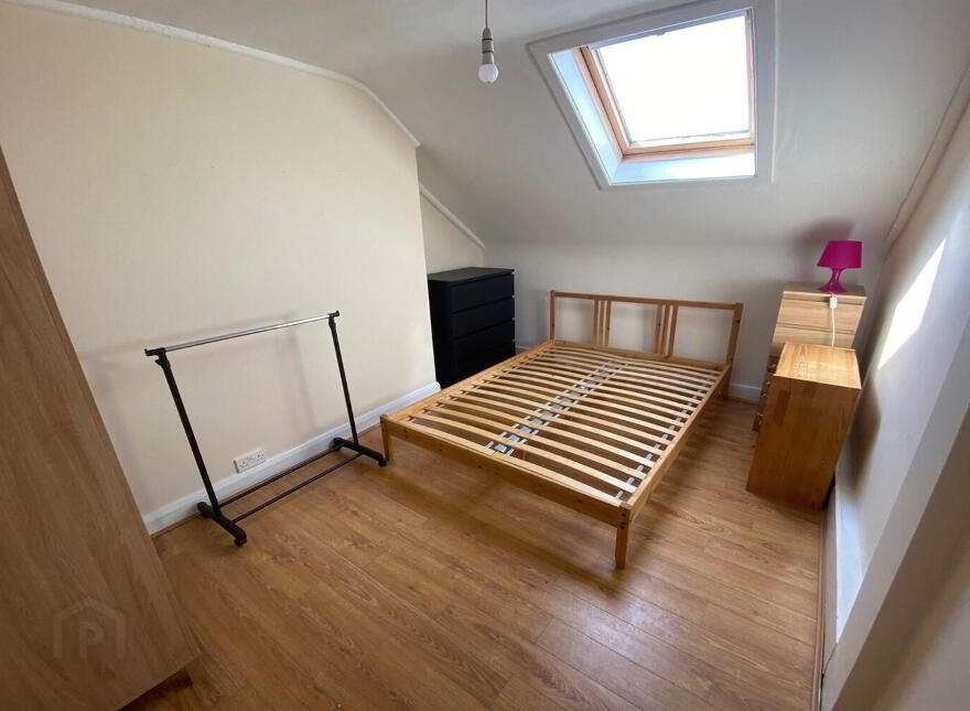 425a Lisburn Road, Belfast, BT9 7EW