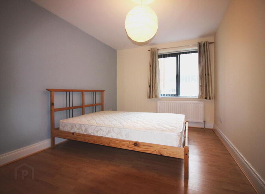 3 Lesley Plaza, Lisburn Road, Belfast, BT9 6JN