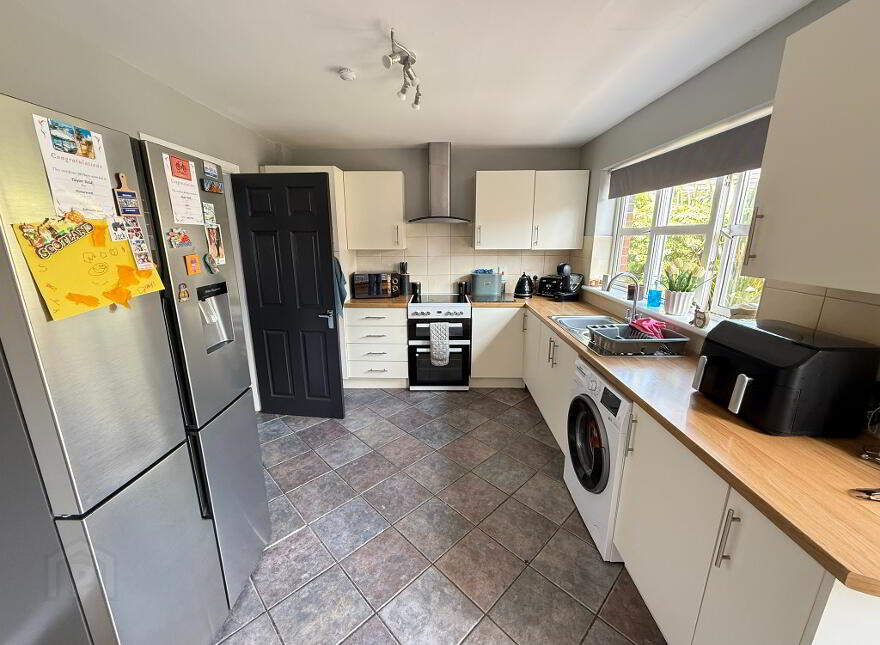 12 Whitethorn Brae, Newtownards, BT23 8EX