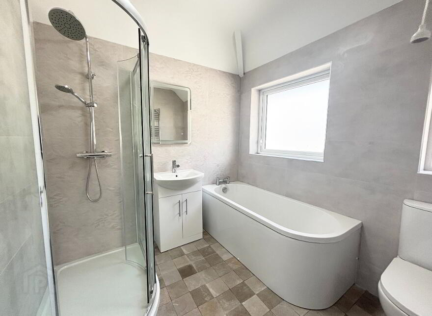 21 Glendun Drive, Ballymena, BT43 6ER