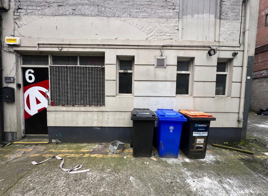 6 Wellington Court, Belfast, BT1 6HW