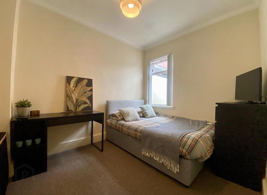 29 Seaview Street, Belfast, BT15 3EA