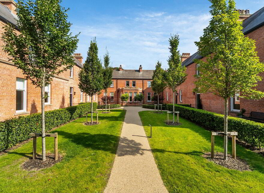 Number 1, 24 Ishbel Mews, Belfast, BT8 8FZ