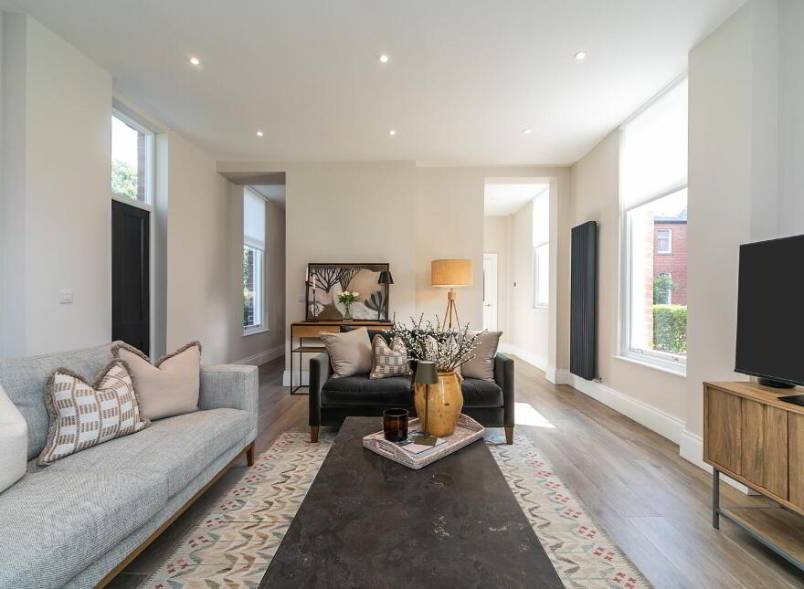 1 The West House, 24 Ishbel Mews, Belfast, BT8 8FZ