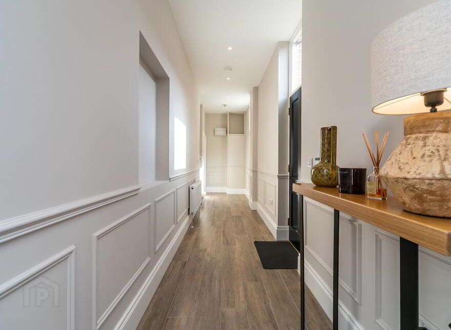 1 The West House, 24 Ishbel Mews, Belfast, BT8 8FZ