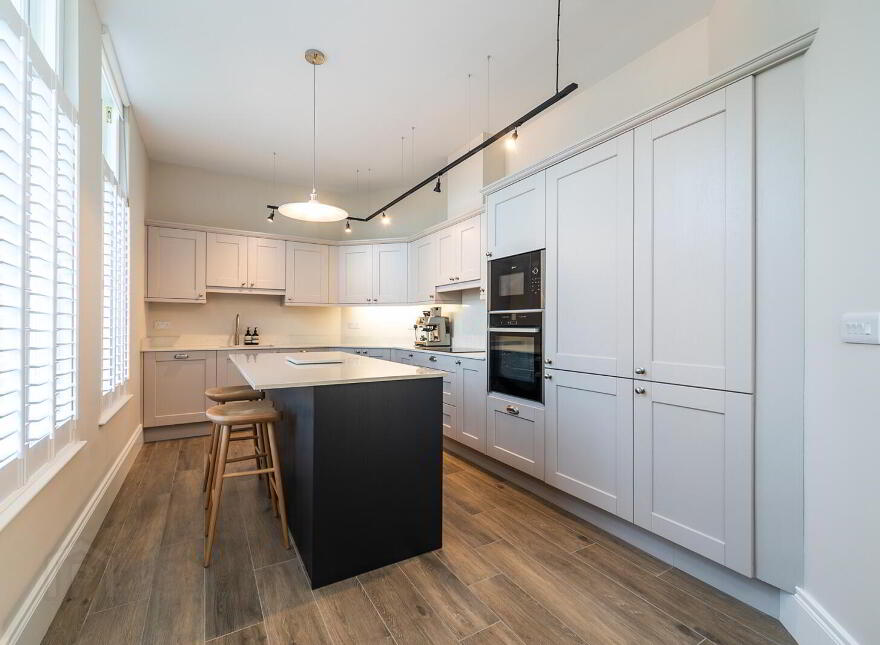 1 The West House, 24 Ishbel Mews, Belfast, BT8 8FZ