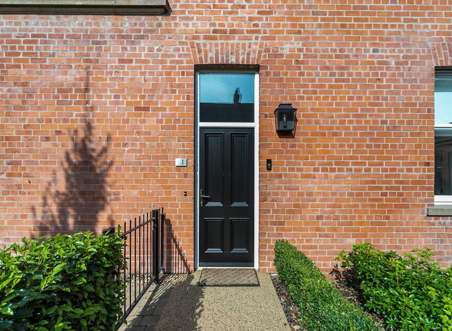 1 The West House, 24 Ishbel Mews, Belfast, BT8 8FZ