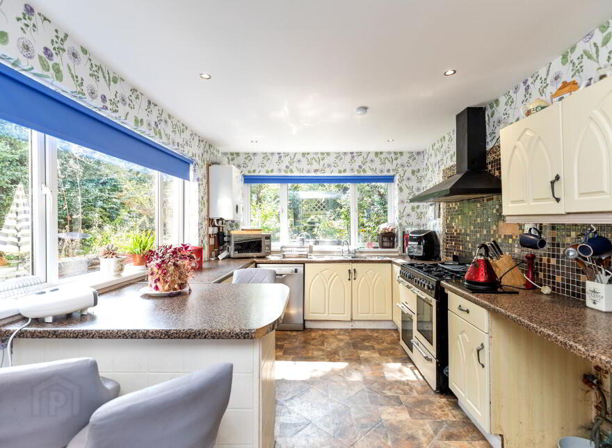 43 Denorrton Park, Belfast, BT4 1SE