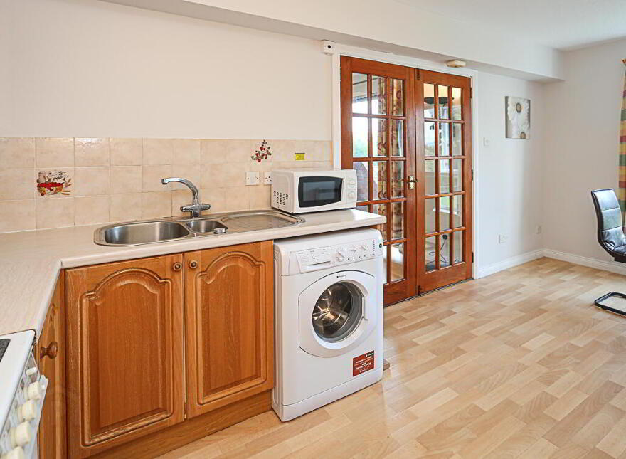8 St Helens Court, High Street, Holywood, BT18 9SS