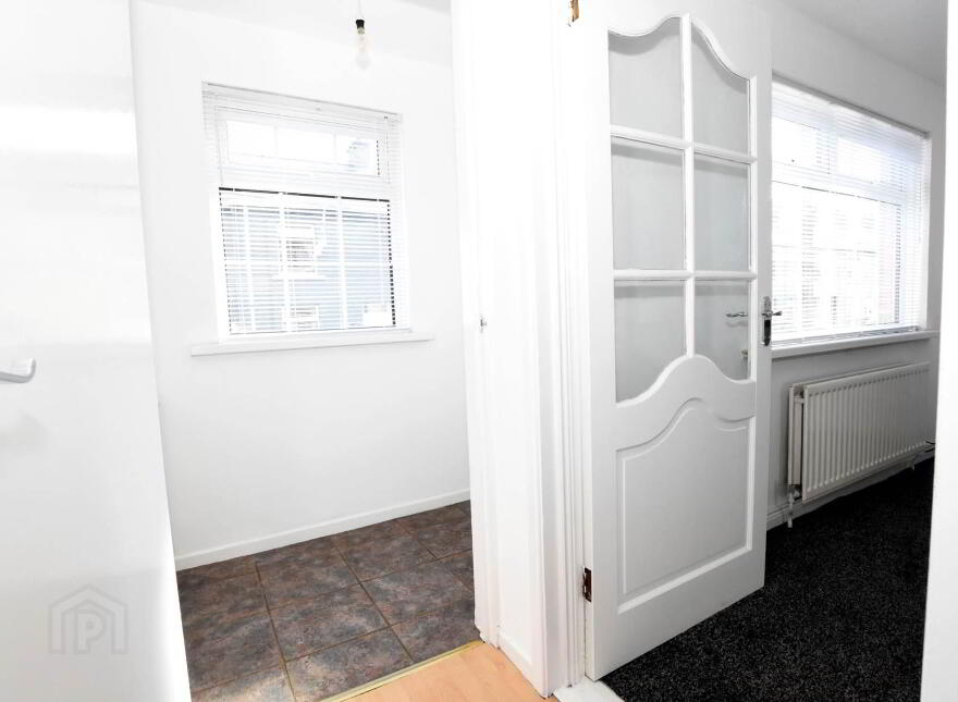 37 Meadowbank Avenue, Donaghadee, BT21 0HR