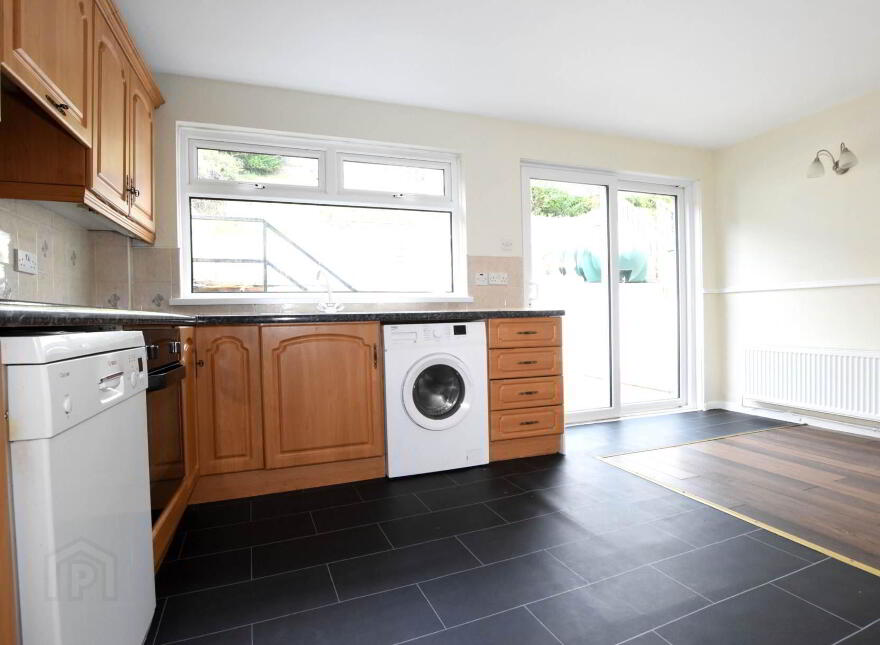 37 Meadowbank Avenue, Donaghadee, BT21 0HR