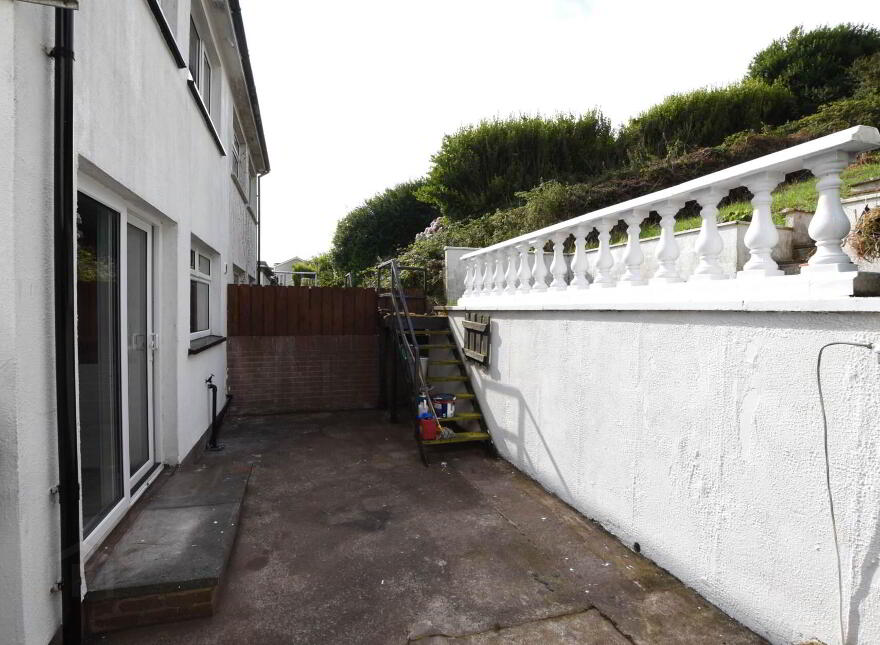 37 Meadowbank Avenue, Donaghadee, BT21 0HR