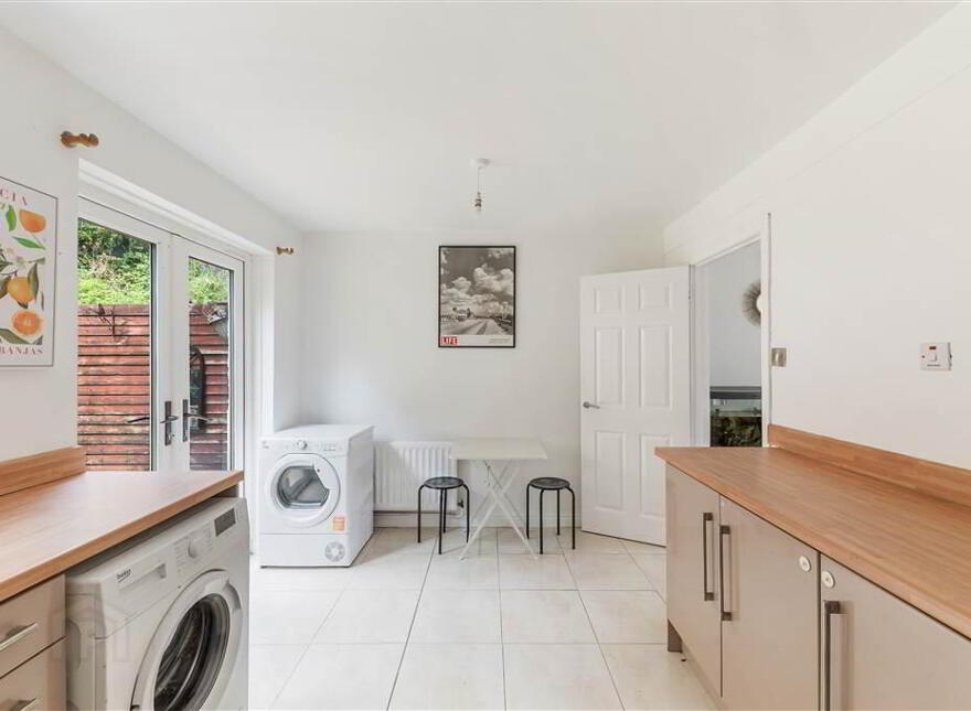 322 Lagmore Meadows, Stewartstown Road, Dunmurry, Belfast, BT17 0TJ
