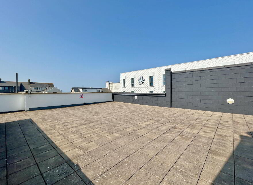 12 Coastal Links, Main Street, Portrush, BT56 8FU
