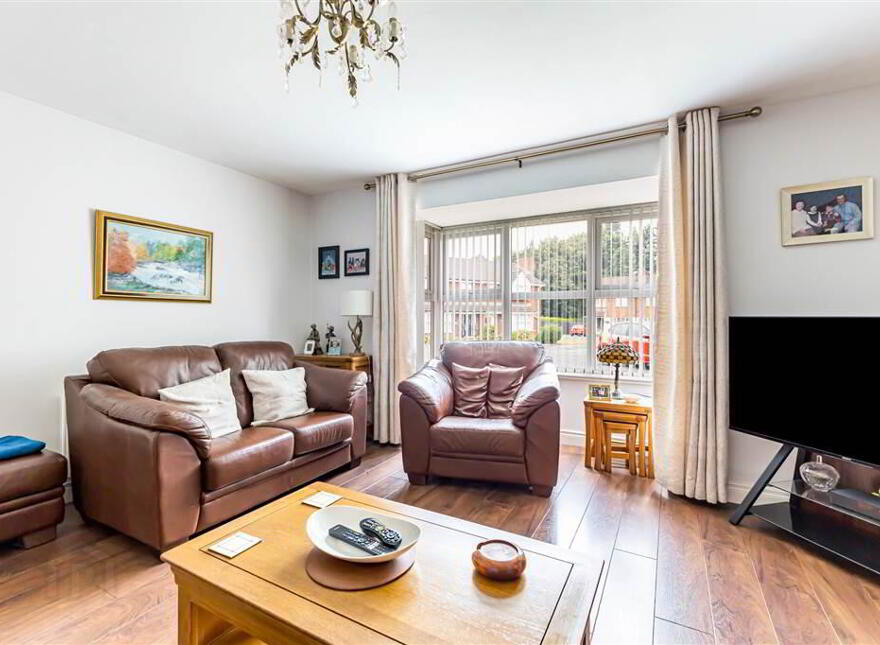 21 Knockdarragh Park, Lisburn, BT28 2XZ
