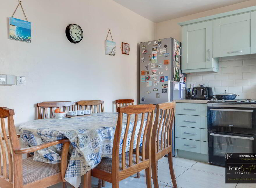 6 Demesne Crescent, Newtownards, BT22 2UE