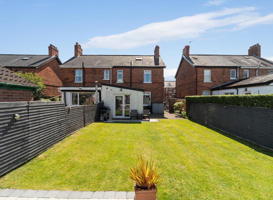 132 Ardenlee Avenue, Belfast, BT6 0AE