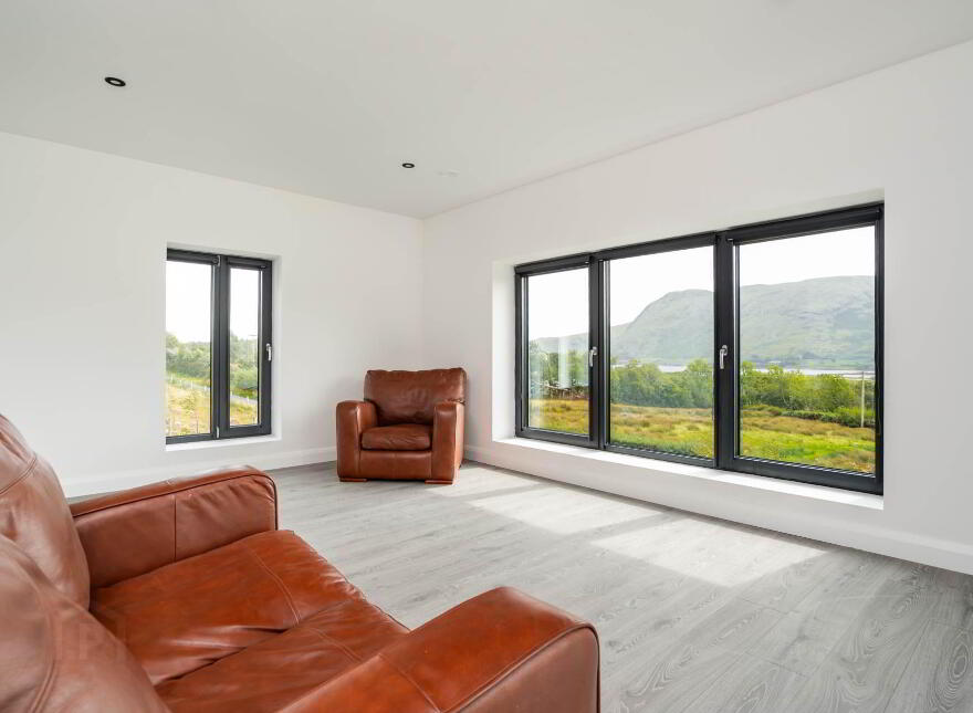 Rose Wood, Derry, Toormakeady, F12AE64
