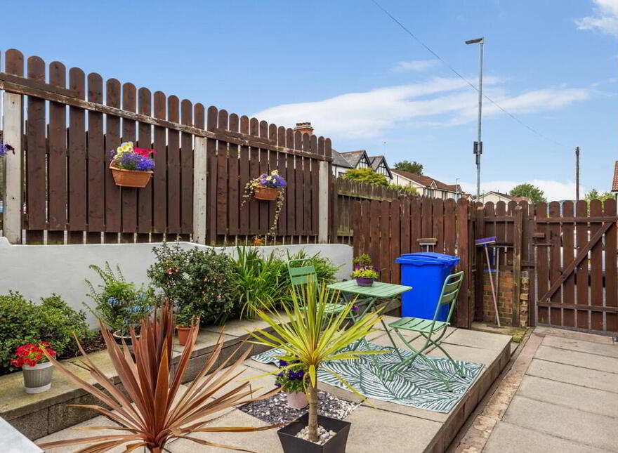 1 Tudor Dale Court, Belfast, BT4 1SW