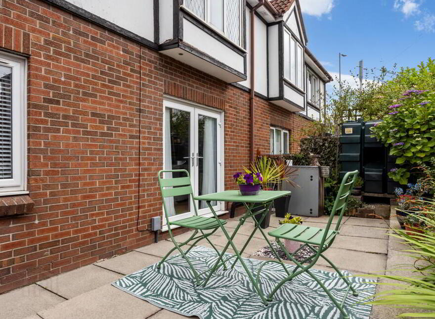 1 Tudor Dale Court, Belfast, BT4 1SW
