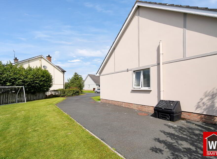 42 Ashleigh Court, Castlederg, BT81 7WA