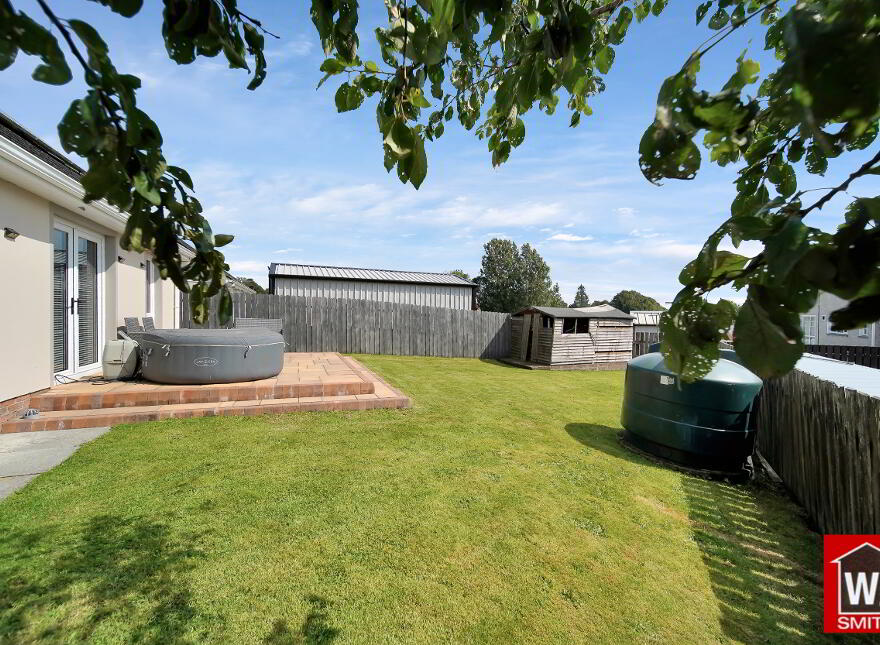42 Ashleigh Court, Castlederg, BT81 7WA