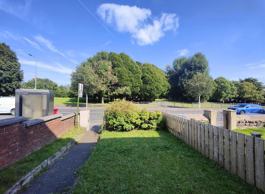 588 Shore Road, Belfast, BT15 4HE