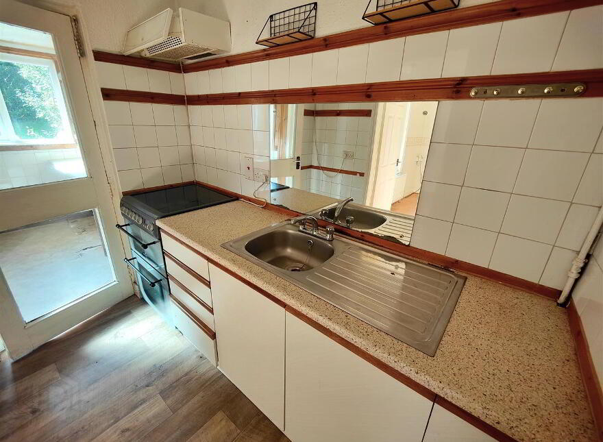 588 Shore Road, Belfast, BT15 4HE