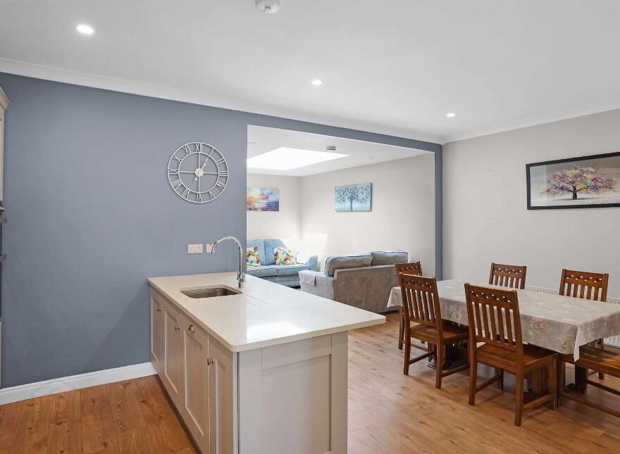 19 Oak Grove, Kingscourt, A82K7D5