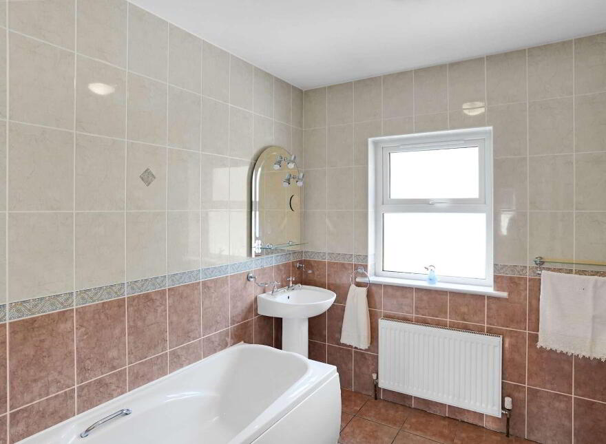 19 Oak Grove, Kingscourt, A82K7D5