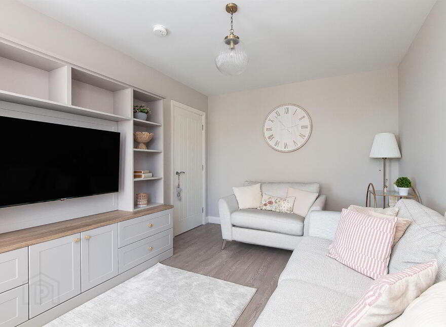 18 Ashbourne Manor, Carrickfergus, BT38 8PB