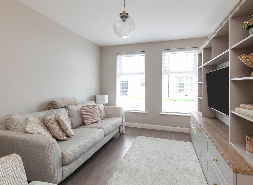 18 Ashbourne Manor, Carrickfergus, BT38 8PB