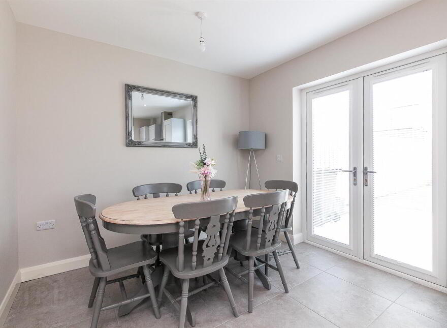 18 Ashbourne Manor, Carrickfergus, BT38 8PB