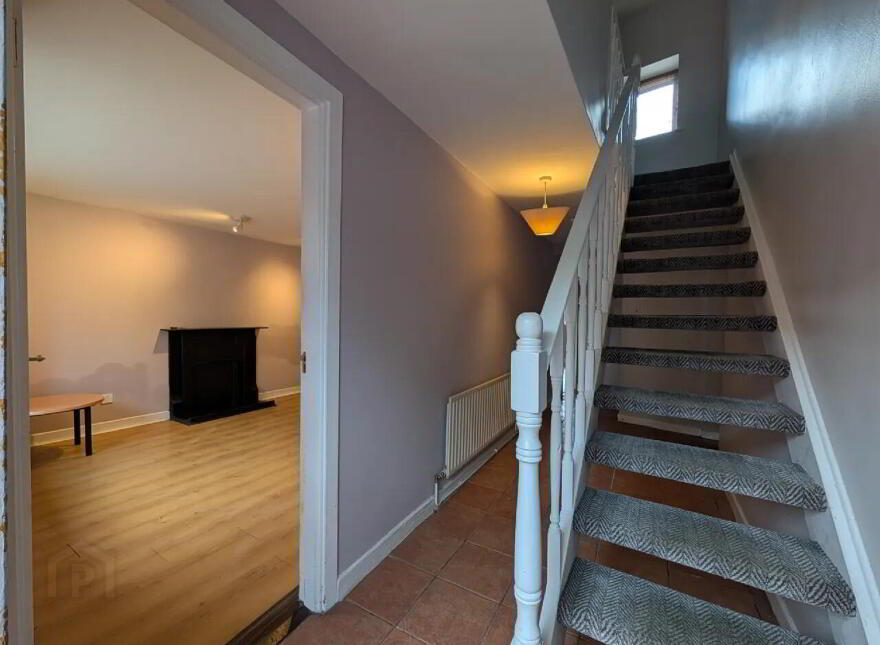 Station Road, Swinford, F12KA99