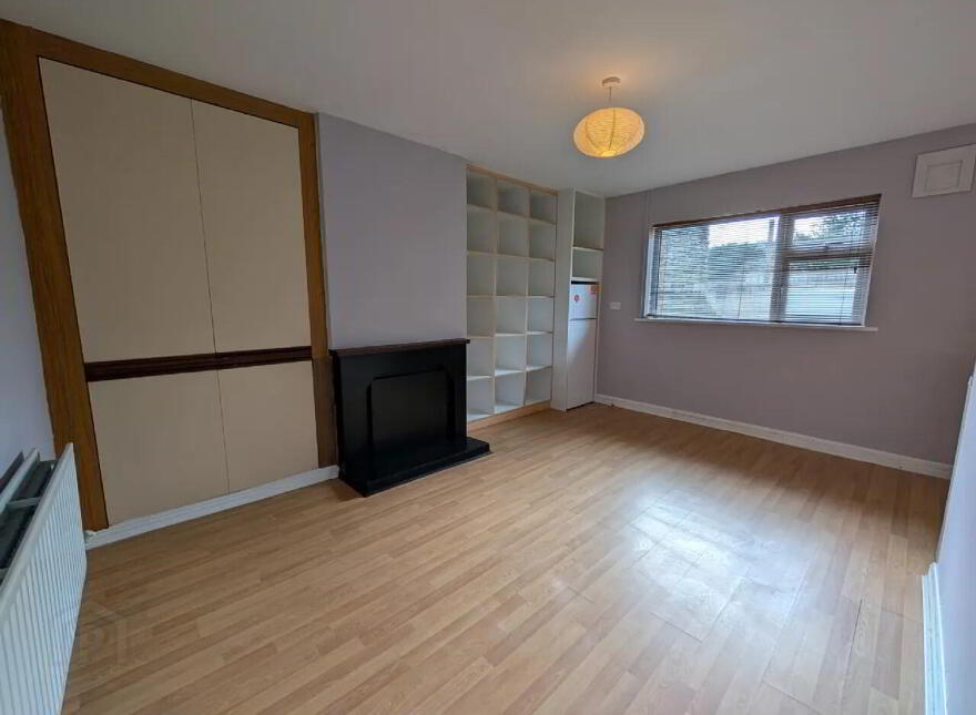 Station Road, Swinford, F12KA99