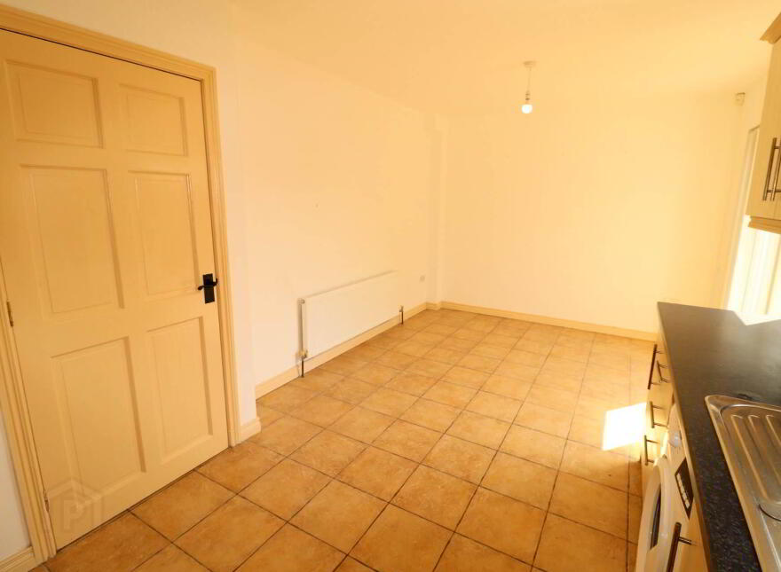 43 The Meadows, Irvinestown, Enniskillen, BT94 1EU