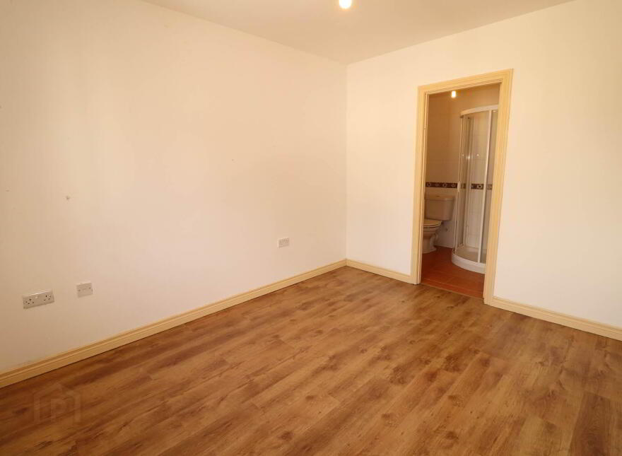 43 The Meadows, Irvinestown, Enniskillen, BT94 1EU