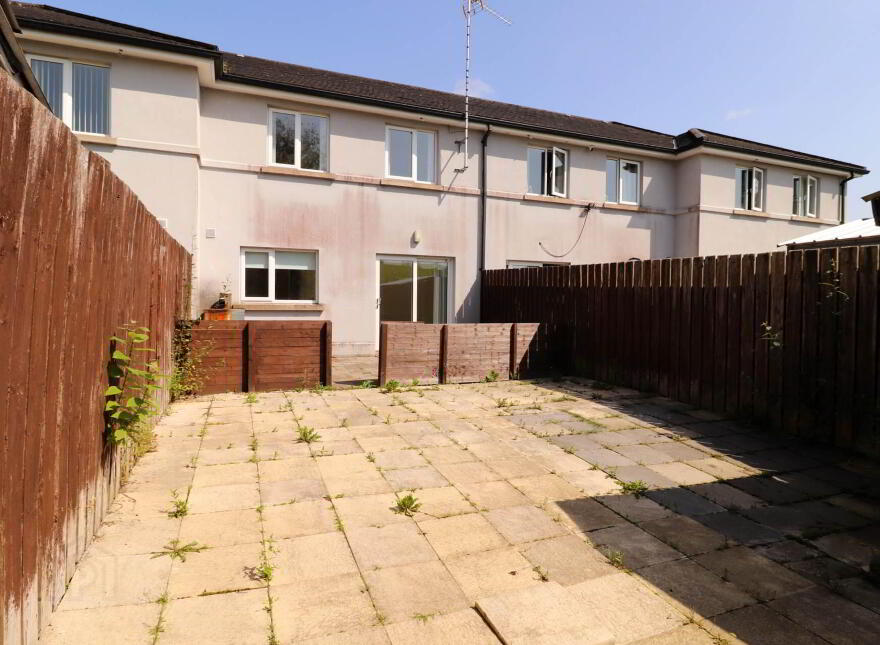 43 The Meadows, Irvinestown, Enniskillen, BT94 1EU