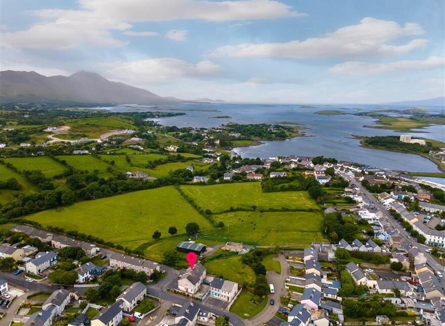 No. 4 Harbour Village, The Quay, Westport, F28E890